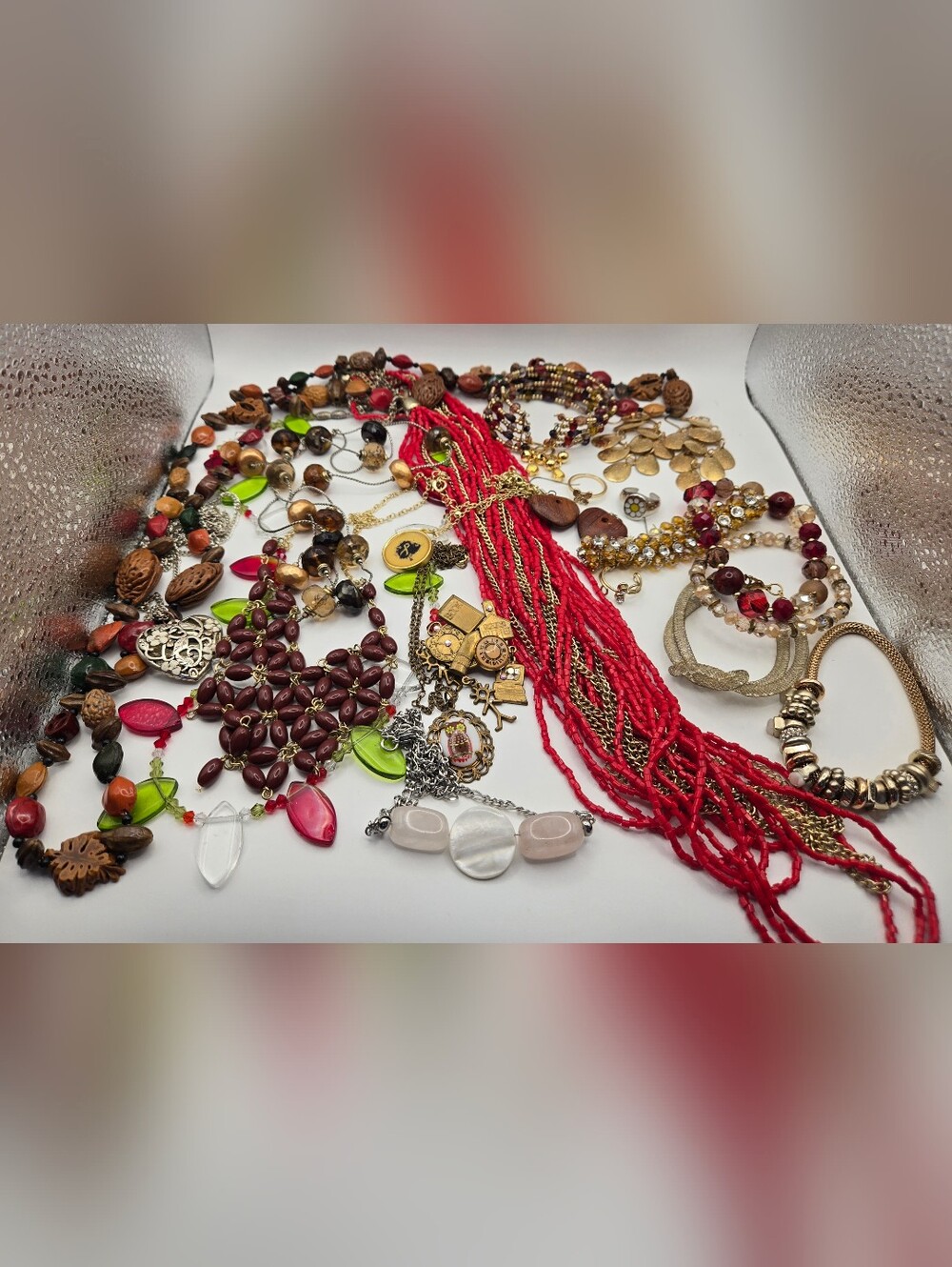 Costume Jewelry Lot Red Gold Color 20 Wearable Pieces Necklace Bracelet Earring